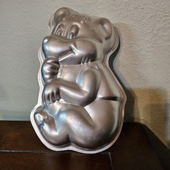 Vintage 1976 Wilton Happy Bear Cake Pan 508-477 Mini size 9 in tall by 5-1/2 in - Picture 1 of 2